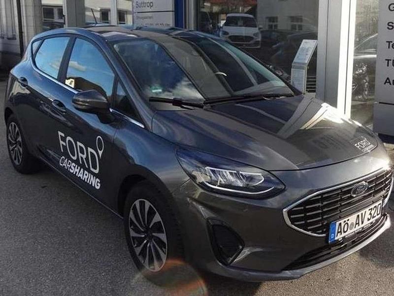 Gebraucht Ford Fiesta Titanium 101 PS (74 kW) 2022 Magneticgrau Kleinwagen