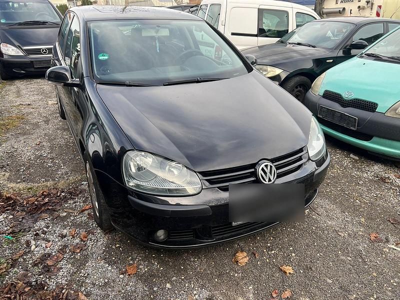 Schwarz Gebraucht 2004 VW Golf V Kleinwagen | 799 € (Superpreis) - Bild 1/4