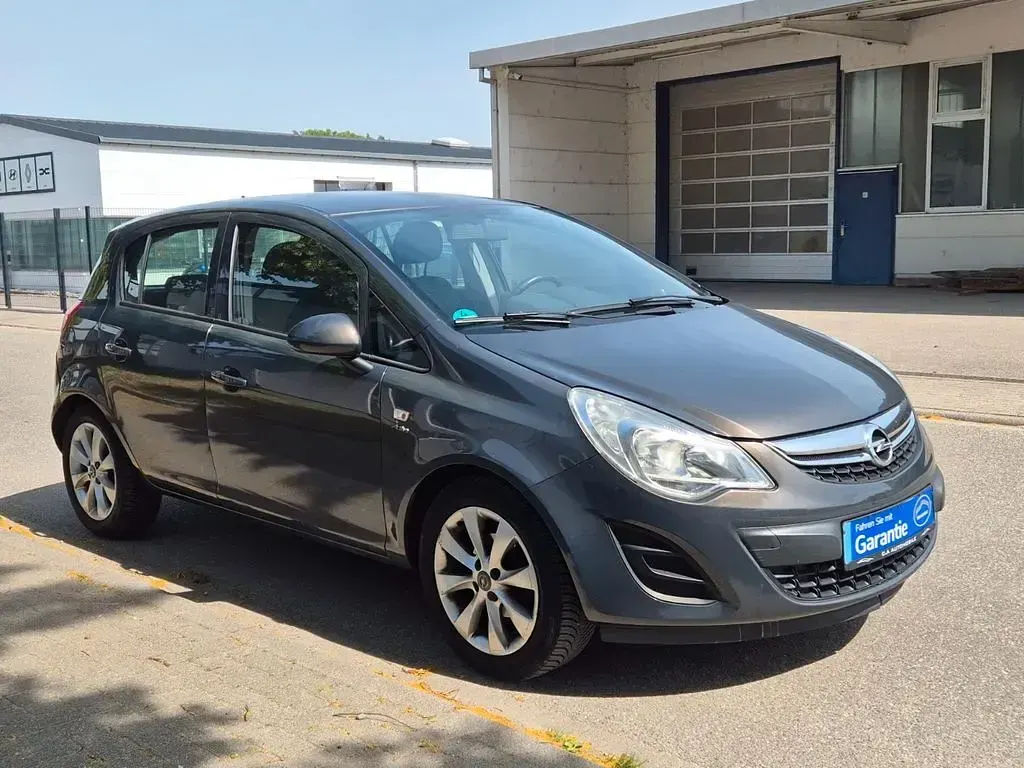 Gebraucht Opel Corsa Active 87 PS (63 kW) 2013 Grau Kleinwagen