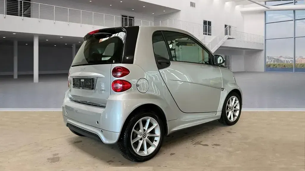 Gebraucht Smart ForTwo Coupé 71 PS (52 kW) 2013 Silber Coupé