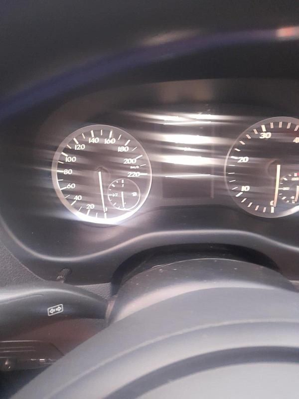 Gebraucht Mercedes Vito 114 PS (83 kW) 2017 Blau Van