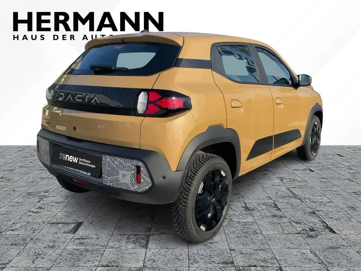 Usado Dacia Spring Extreme 47 kW (65 CV) 2024 Beige Utilitario