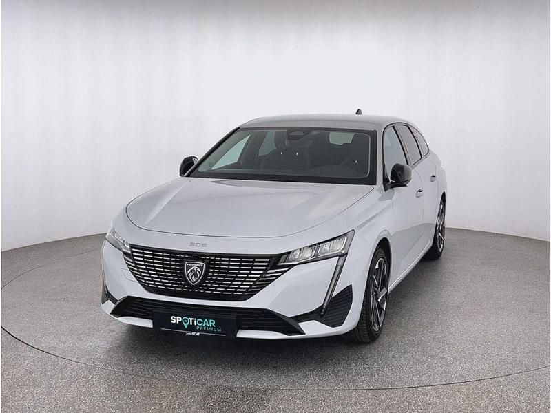 Gebraucht Peugeot 308 Allure 131 PS (96 kW) 2024 Weiß (metallic) Kombi
