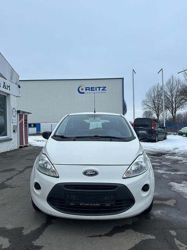 Gebraucht Ford Ka 69 PS (50 kW) 2012 Weiß Kleinwagen