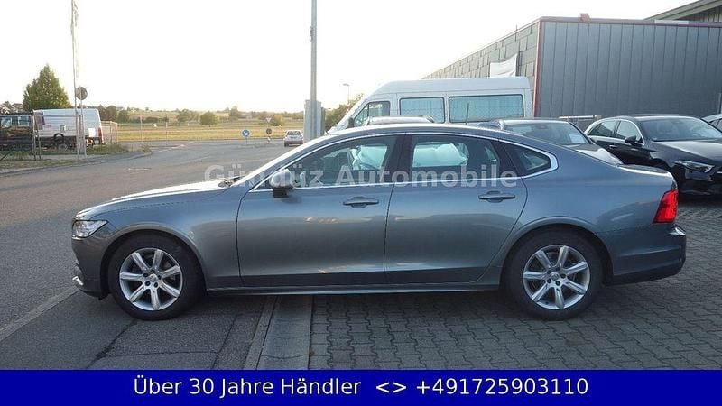 Gebraucht Volvo S90 Momentum 190 PS (139 kW) 2018 Grau Limousine