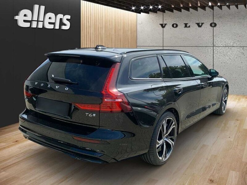 Gebraucht Volvo V60 257 PS (189 kW) 2024 Kombi