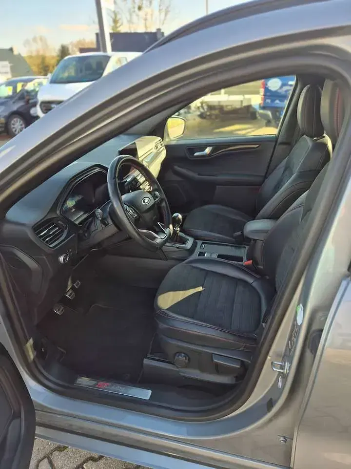 Gebraucht Ford Kuga ST-Line X 150 PS (110 kW) 2020 Solarsilber SUV