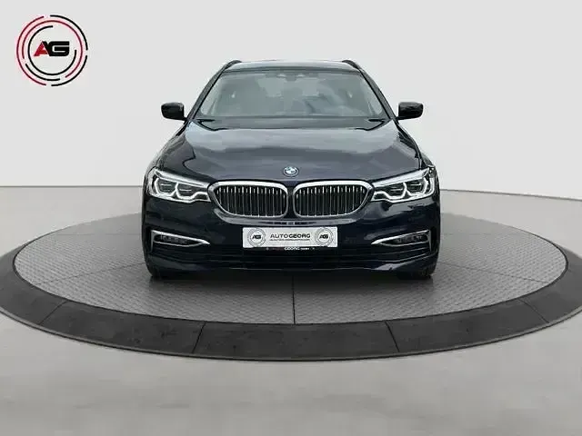 Gebraucht BMW 530 Luxury Line 265 PS (194 kW) 2019 Blau Limousine