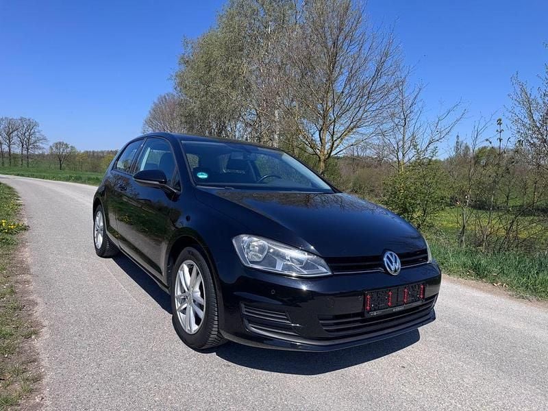 Gebraucht VW Golf VII 86 PS (63 kW) 2013 Schwarz Limousine