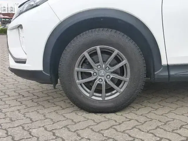 Gebraucht Mitsubishi Eclipse Cross 163 PS (119 kW) 2018 Weiß SUV
