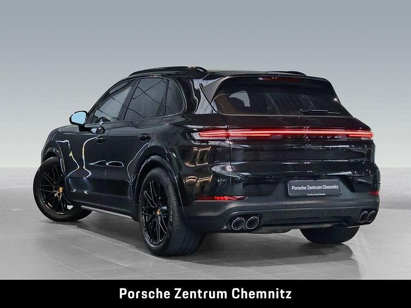 Gebraucht Porsche Cayenne 354 PS (260 kW) 2024 Schwarz SUV