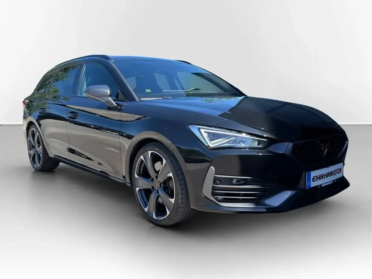 Gebraucht Cupra Leon VZ 300 PS (220 kW) 2024 Schwarz Kombi