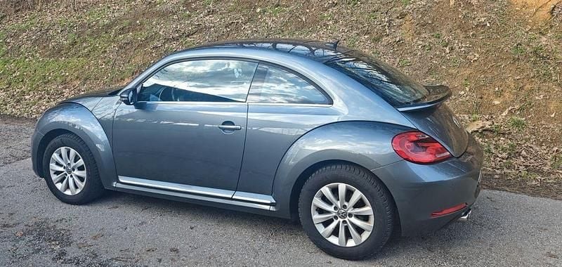 Gebraucht VW Beetle Design 160 PS (117 kW) 2013 Grau Kleinwagen