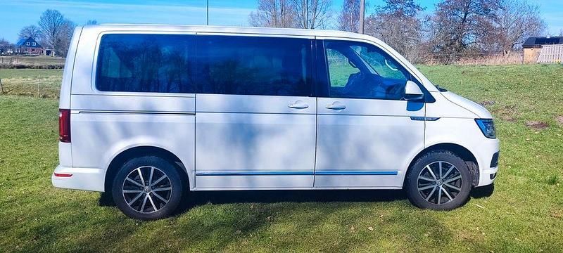 Second-hand VW T6 150 CP (110 kW) 2016 Alb Van