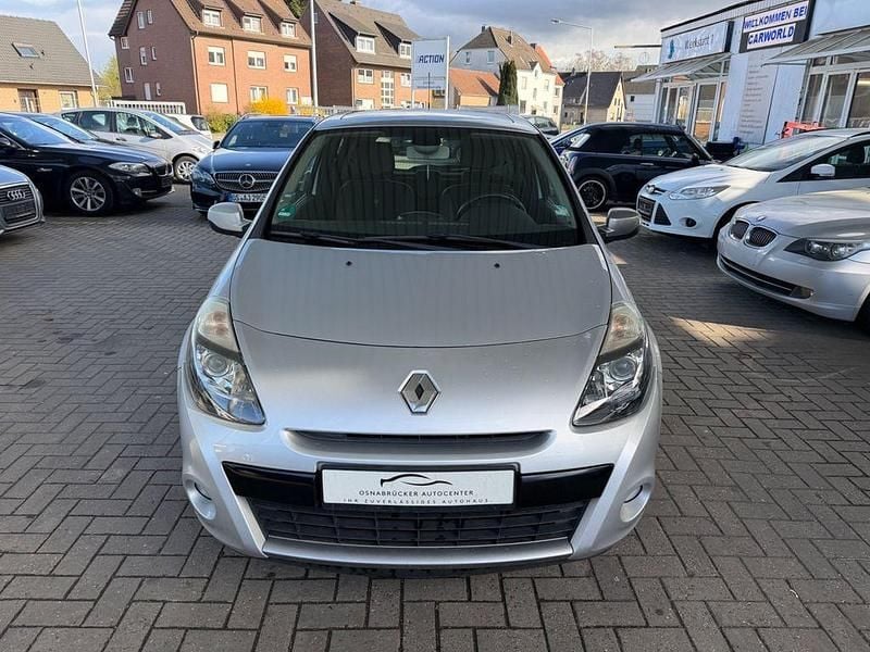 Gebraucht Renault Clio III Night&Day 111 PS (81 kW) 2011 Grau