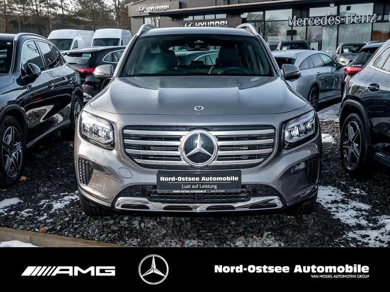 Gebraucht Mercedes GLB200 Progressive 150 PS (110 kW) 2025 Metalliclack mountaingrau SUV