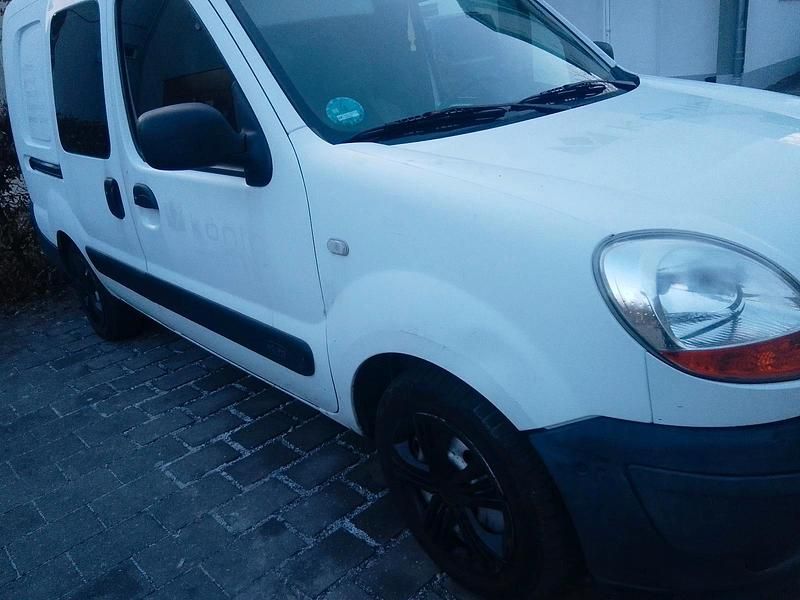 Weiß Gebraucht 2006 Renault Kangoo Van / Kleinbus | 1.800 € (Fairer Preis) - Bild 1/4