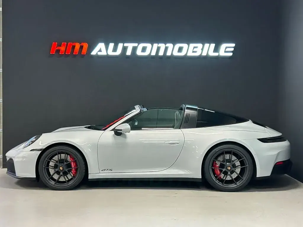Gebraucht Porsche 992 541 PS (397 kW) 2026 Beige Cabrio