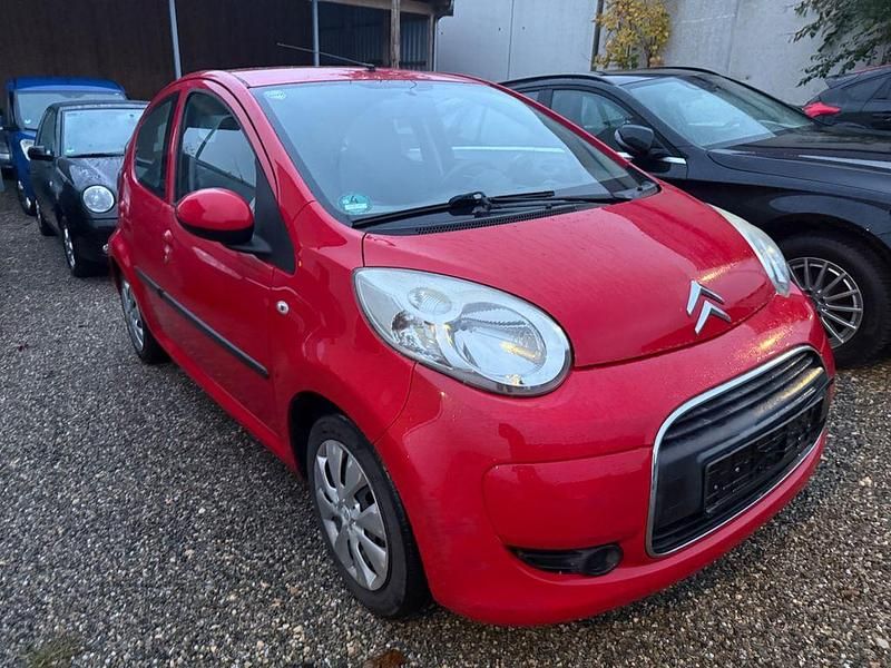 Rot Gebraucht 2009 Citroën C1 Style Kleinwagen | 2.333 € (Fairer Preis) - Bild 1/4