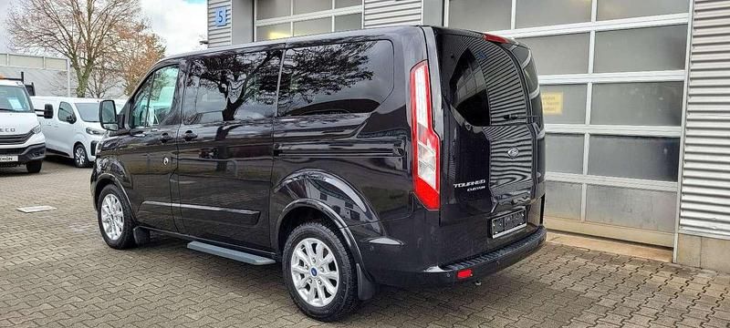 Gebraucht Ford Transit Tourneo Titanium 150 PS (110 kW) 2023 Agate black Van / Kleinbus