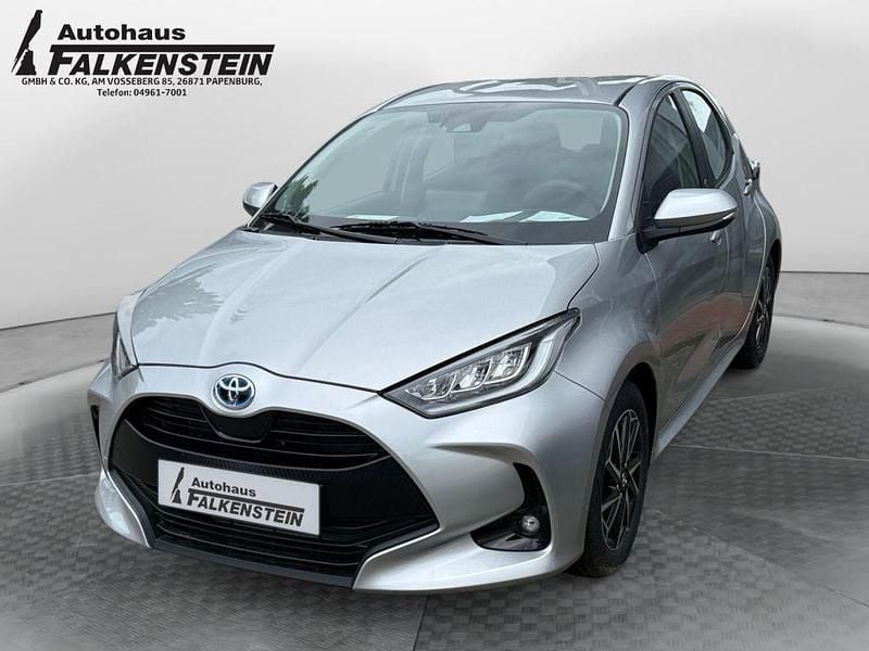 Neu 2025 Toyota Yaris Hybrid Team Limousine | 23.500 € (Fairer Preis) - Bild 1/4