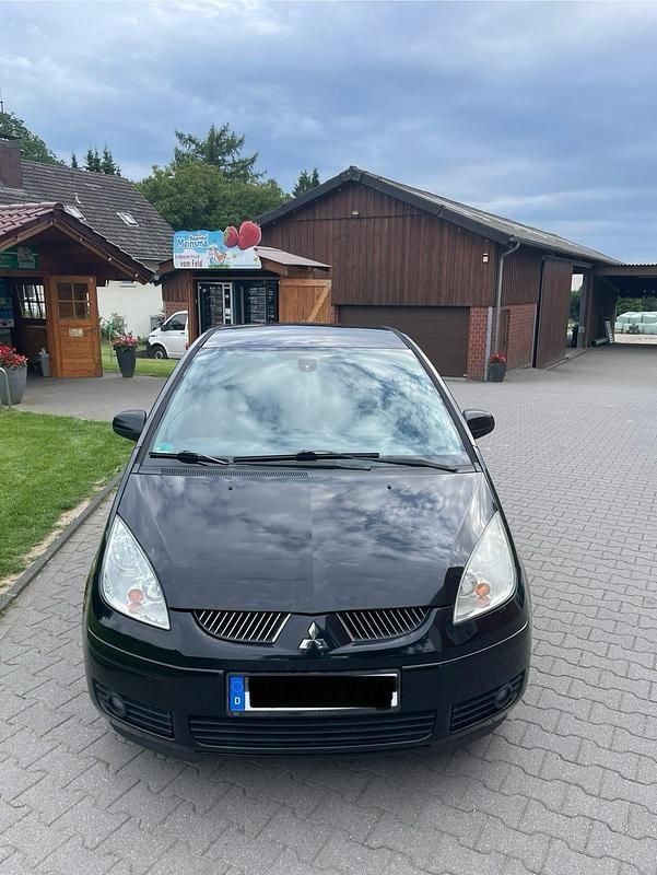 Schwarz Gebraucht 2006 Mitsubishi Colt Kleinwagen | 3.700 € (Teuer) - Bild 1/4