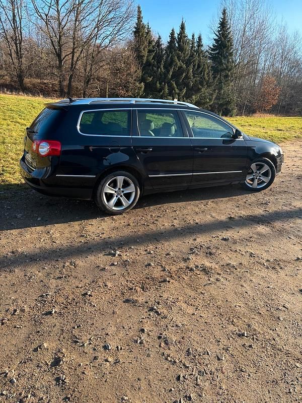 Gebraucht VW Passat 180 PS (132 kW) 2010 Schwarz Kombi