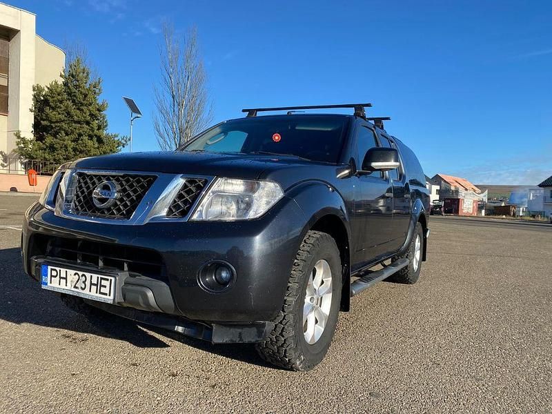 Gebraucht Nissan Navara 190 PS (139 kW) 2015 Schwarz Pickup