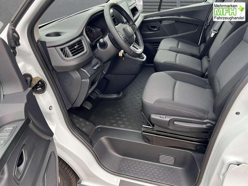 Neu Renault Trafic 131 PS (96 kW) 2025 Arktisweiß Van / Kleinbus
