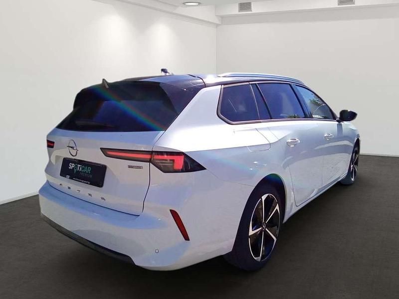 Gebraucht Opel Astra Elegance 181 PS (133 kW) 2023 Arktisweiß Kombi