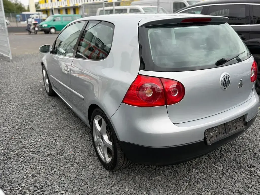 Gebraucht VW Golf V Sportline 116 PS (85 kW) 2003 Silber Kleinwagen