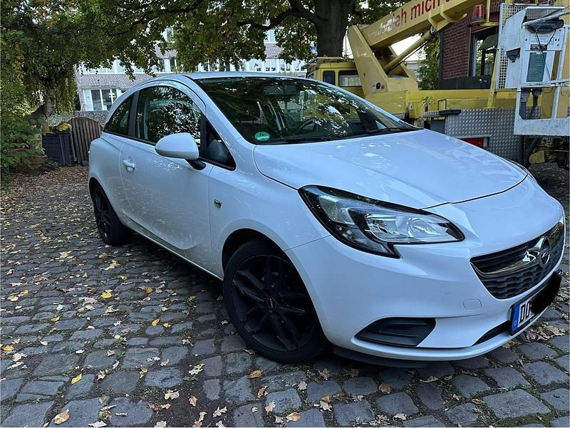 Weiß Gebraucht 2017 Opel Corsa Kleinwagen | 10.900 € (Fairer Preis) - Bild 1/4