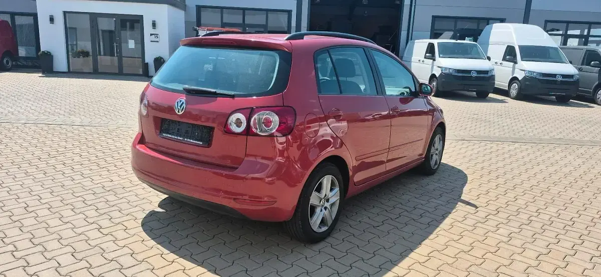 Gebraucht VW Golf VI 86 PS (63 kW) 2009 Rot Kleinwagen