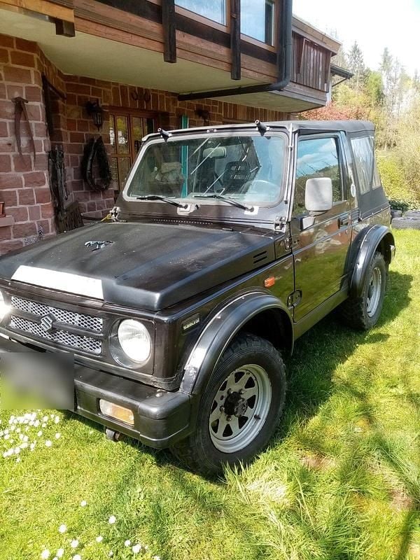 Second-hand Suzuki Samurai 69 CP (50 kW) 1997 Negru SUV