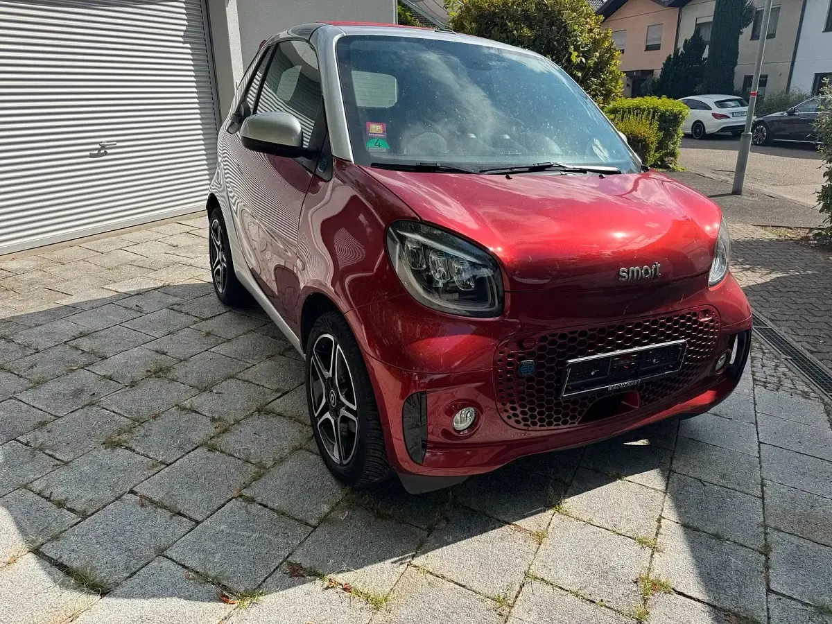 Gebraucht Smart ForTwo Electric Drive 60 kW (82 PS) 2021 Rot Cabrio