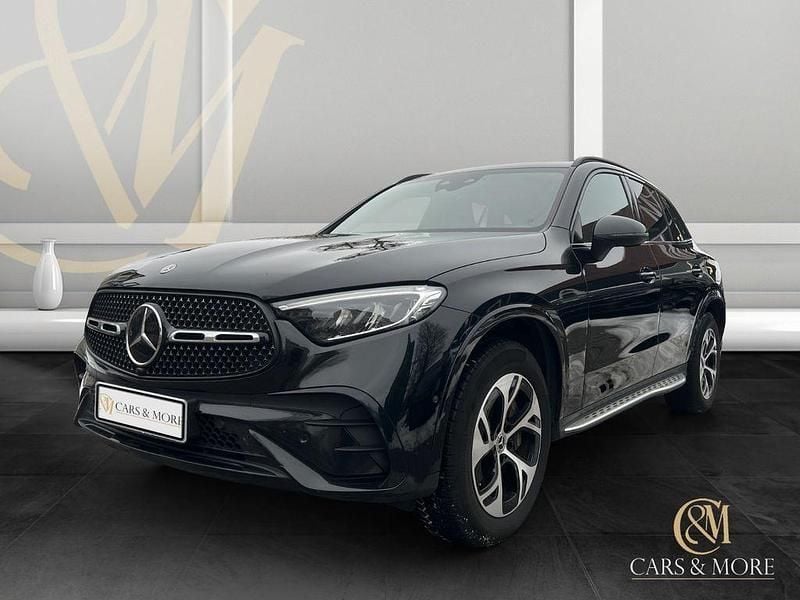 Schwarz Gebraucht 2023 Mercedes GLC400d AMG SUV | 39.900 € (Guter Preis) - Bild 1/4