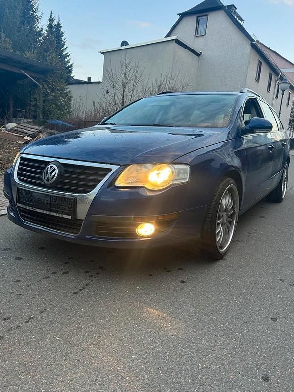 Gebraucht VW Passat 110 PS (80 kW) 2009 Blau Kombi