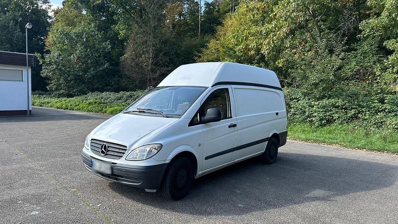 Gebraucht Mercedes Vito 116 PS (85 kW) 2007 Weiß Van