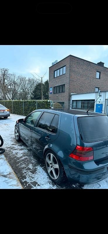 Gebraucht VW Golf IV 101 PS (74 kW) 2001 Blau Kombi