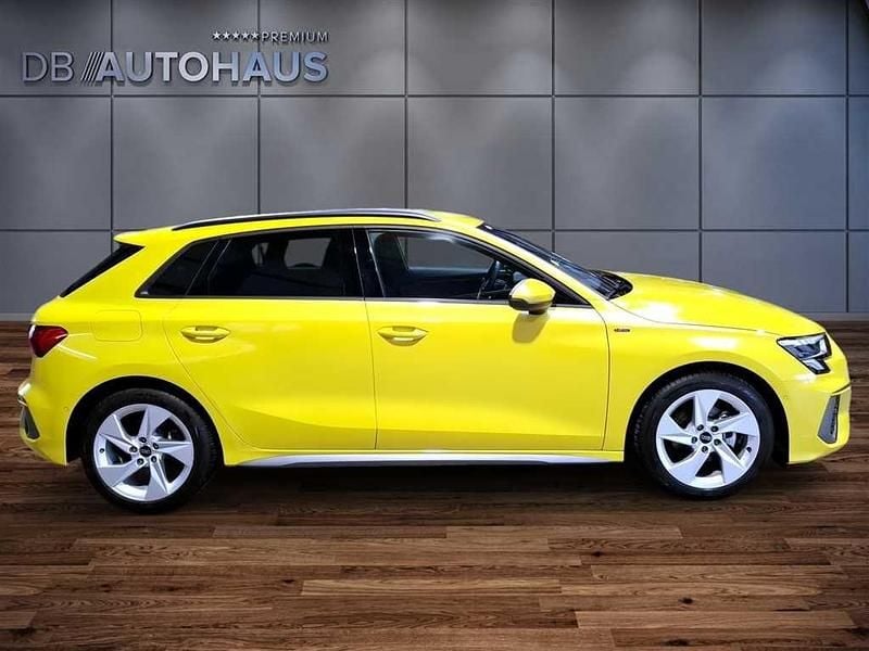 Gebraucht Audi A3 S-Line 150 PS (110 kW) 2024 Gelb Limousine