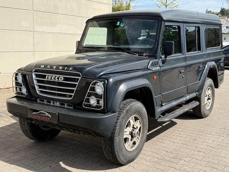 Second-hand Iveco Massif 177 CP (130 kW) 2009 Gri SUV