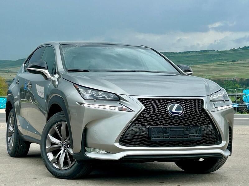 Silber Gebraucht 2015 Lexus NX300h Sport Line SUV | 13.990 € - Bild 1/4