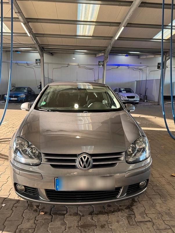 Grau Gebraucht 2008 VW Golf V Kleinwagen | 2.650 € (Fairer Preis) - Bild 1/4