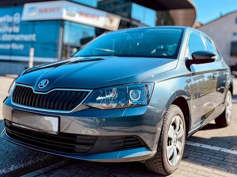 Gebraucht Skoda Fabia 110 PS (80 kW) 2018 Grau Limousine