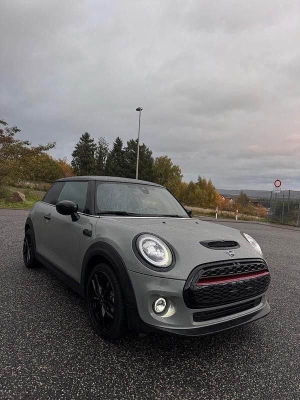 Gebraucht Mini Cooper S 135 kW (184 PS) 2020 Schwarz Kleinwagen