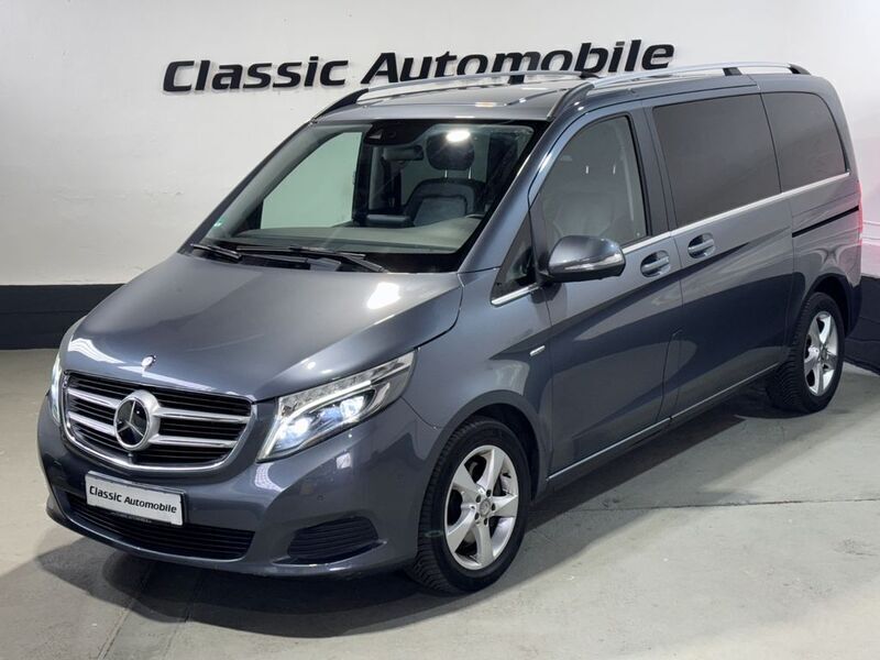 Grau Gebraucht 2016 Mercedes V250 Avantgarde Edition Van / Kleinbus | 29.900 € (Superpreis) - Bild 1/4