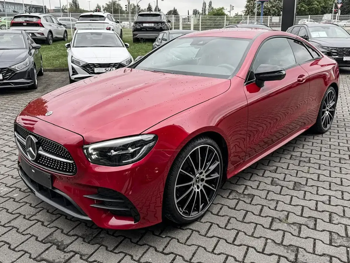 Używany Mercedes E200 AMG 197 KM (144 kW) 2022 Coupe