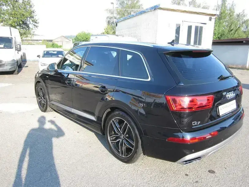 Gebraucht Audi Q7 S-Line 218 PS (160 kW) 2017 Orcaschwarz metallic (metallic) SUV