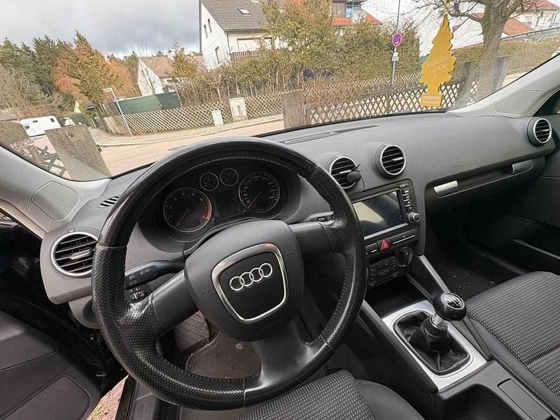 Gebraucht Audi A3 Sportback Attraction 125 PS (91 kW) 2007 Schwarz Kleinwagen