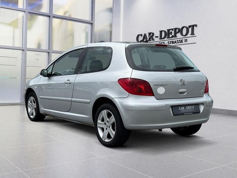 Gebraucht Peugeot 307 109 PS (80 kW) 2004 Grau Limousine